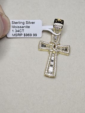 ✨ Moissanite Baguette Cross Pendant Sterling Silver Yellow Gold 1.34CT ✨